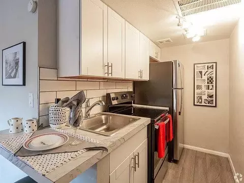 4903 W Thomas Rd, Phoenix, AZ 85031