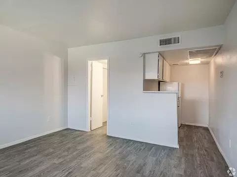4903 W Thomas Rd, Phoenix, AZ 85031