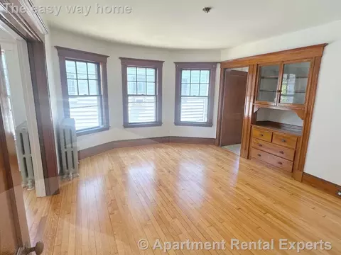 26 Upland Rd #2, Cambridge, MA 02140