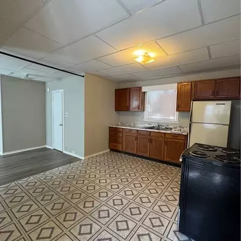 213 Lincoln St #1M, Worcester, MA 01605