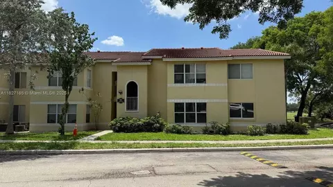 457 Vista Isles Dr #2116, Plantation, FL 33325