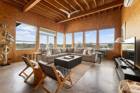 Undisclosed, Llano, TX 78643