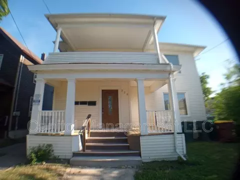 220 W Lapeer St #1, Lansing, MI 48933