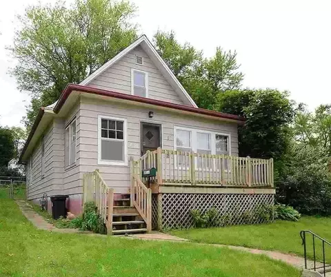 2131 Drexel St, Omaha, NE 68107
