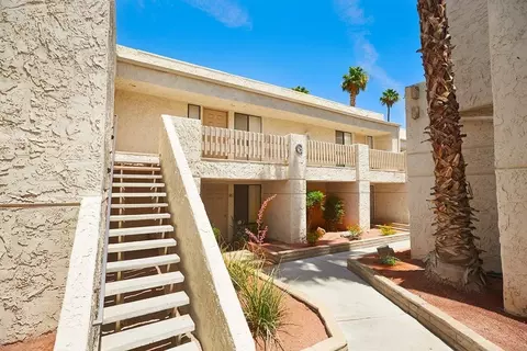 2800 Lawrence Crossley Rd, Palm Springs, CA 92264