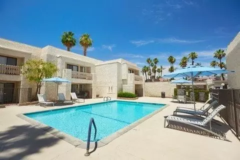 2800 Lawrence Crossley Rd, Palm Springs, CA 92264