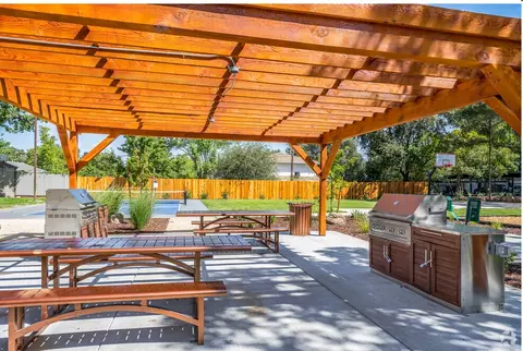 7677 Greenback Ln, Citrus Heights, CA 95610
