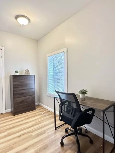 22 Crockett Ave #1, Troy, NY 12180
