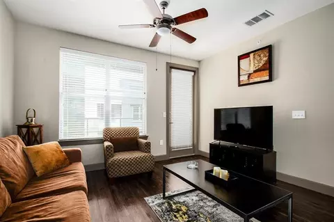 quorum dr, Addison, TX 75001