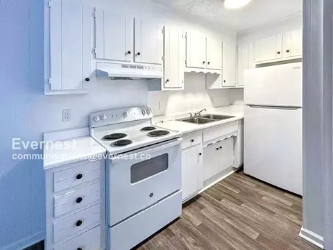 5002 Alan Dr #D, North Chesterfield, VA 23234