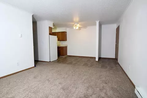 5015 SW 9th St #86, Des Moines, IA 50315