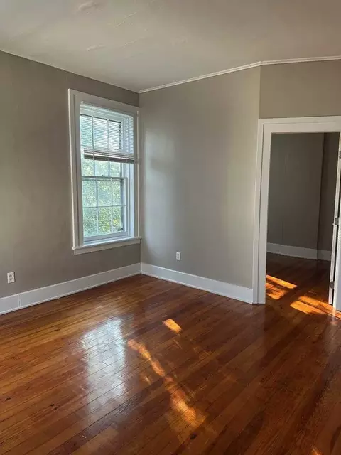 131 W 4th St #2, Oswego, NY 13126