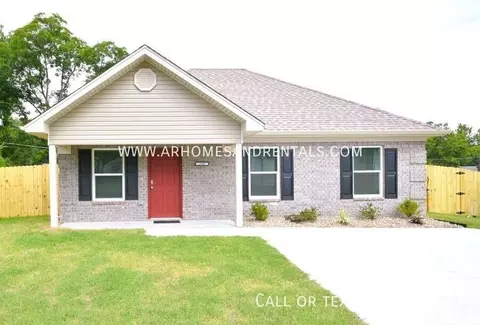 140 Roosevelt Rd, Jacksonville, AR 72076