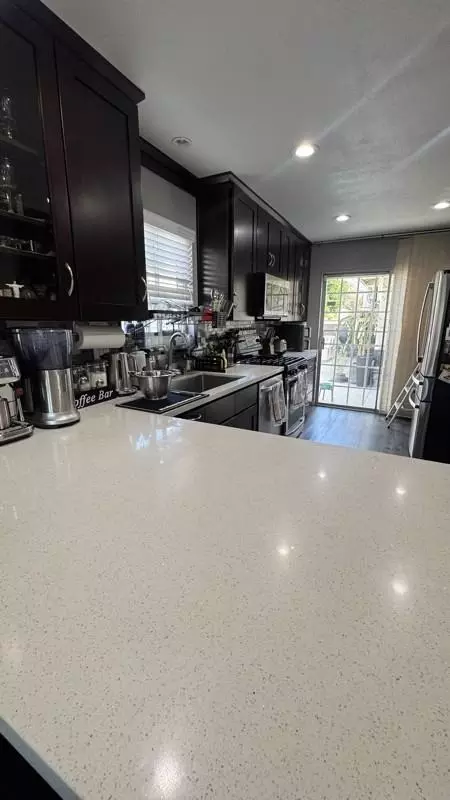 938 E Franke St, Carson, CA 90746 photo 4