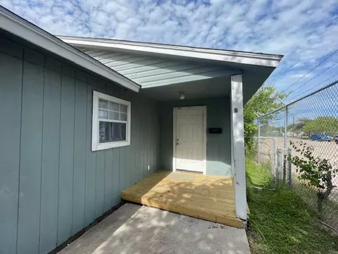 1620 7th St #2, Corpus Christi, TX 78404