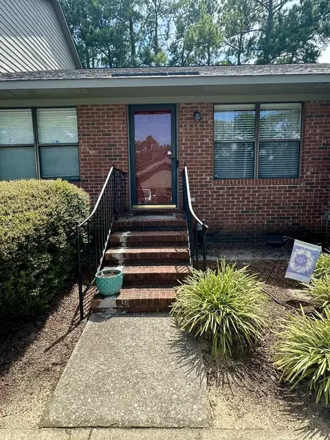 151 Villa Dr #151, Fayetteville, NC 28311