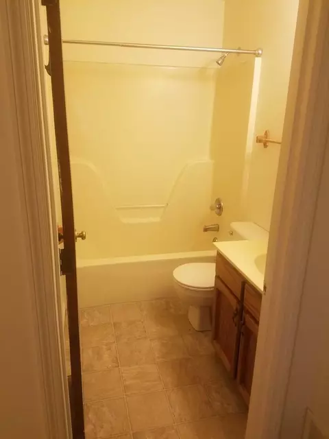 101 Maplehill Dr #2, Richmond, KY 40475