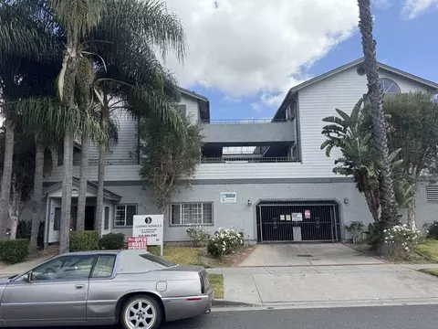 617 E 97th St #301, Inglewood, CA 90301