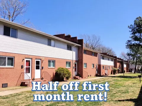 1625 W Pembroke Ave #7, Hampton, VA 23661