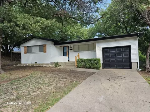4909 Sunset St #NA, Fort Worth, TX 76107