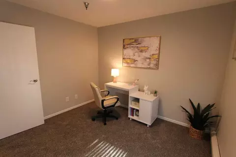 2807 Lincoln Way #308, Sioux City, IA 51106