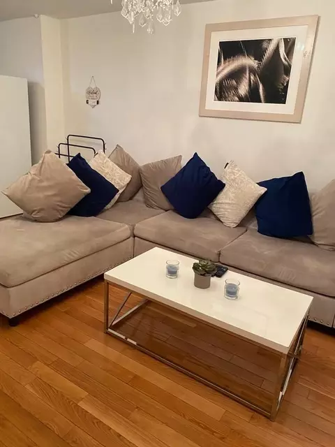 e 44th st, New York, NY 10017