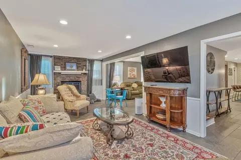 roseview dr, Nashville, TN 37206