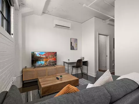 Undisclosed, Minneapolis, MN 55401