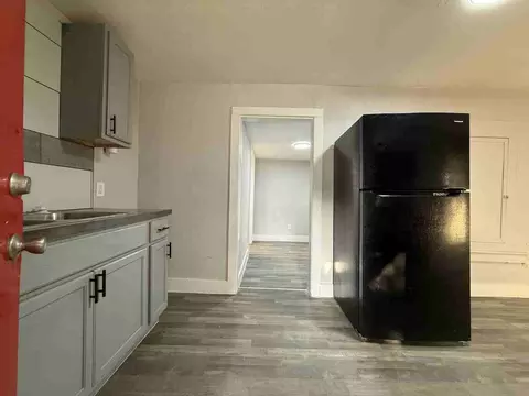 256 Vista Rd #2, San Antonio, TX 78210
