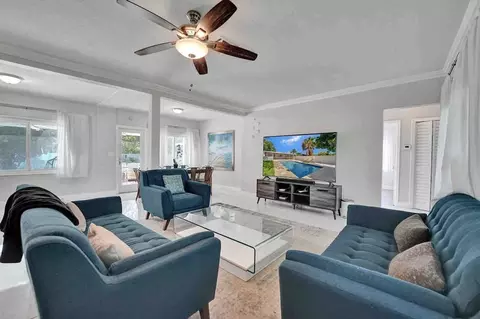 nw 6th ave, Dania Beach, FL 33004