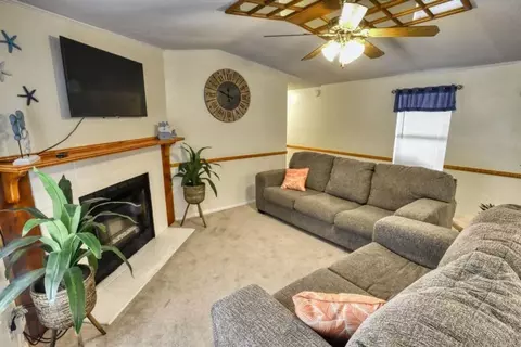 ailanthus cir, Pensacola, FL 32506
