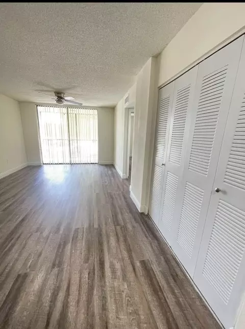 19477 NE 10th Ave, Ives Estates, FL 33179