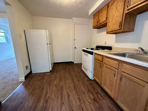 544 Long Rd, Pittsburgh, PA 15235