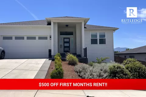3282 Sky Way, Medford, OR 97504
