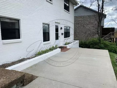 606 Ellen Dr #C, Goodlettsville, TN 37072