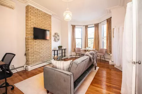 washington st, Brookline, MA 02445