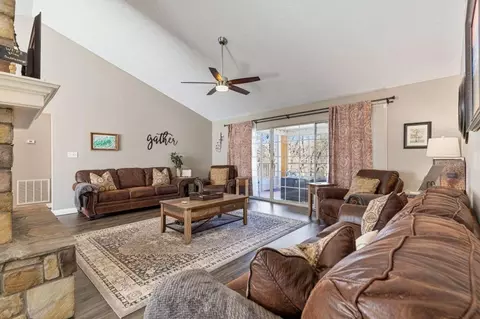 saddleback way, Sevierville, TN 37862