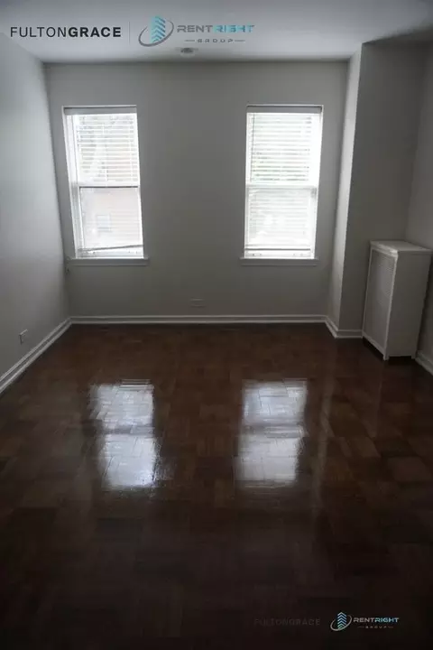 534 W Stratford Pl #202, Chicago, IL 60657