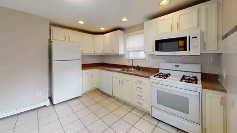 25 Kelley Ct #24, Boston, MA 02135