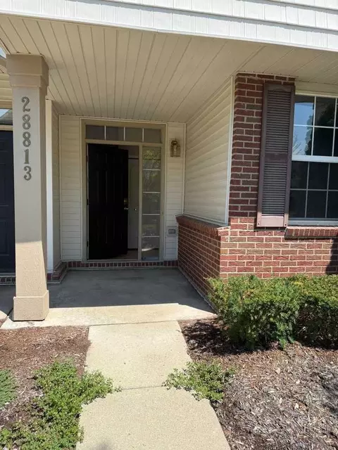 28813 Cullen Dr #NA, Romulus, MI 48174