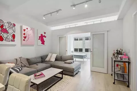 90 William St #11G, New York, NY 10038