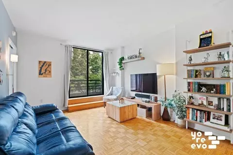 350 Albany St #3Q, New York, NY 10280