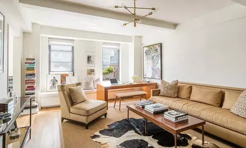 161 W 16th St #6, New York, NY 10011