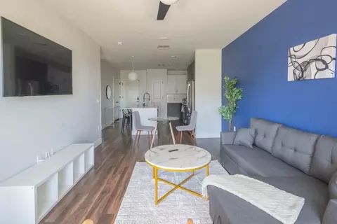 w rio salado pkwy, Tempe, AZ 85281