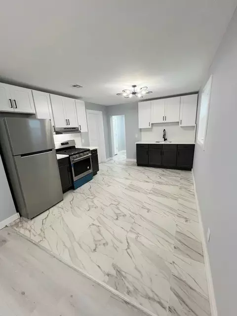186 Parker St #2, Newark, NJ 07104