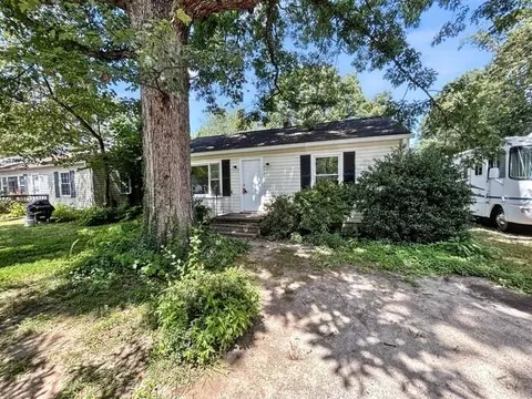 111 Early St, Fredericksburg, VA 22408