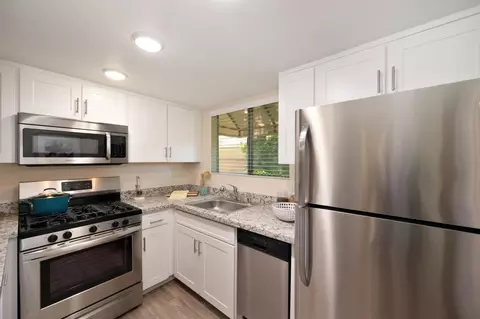 43100 30th St W, Lancaster, CA 93536