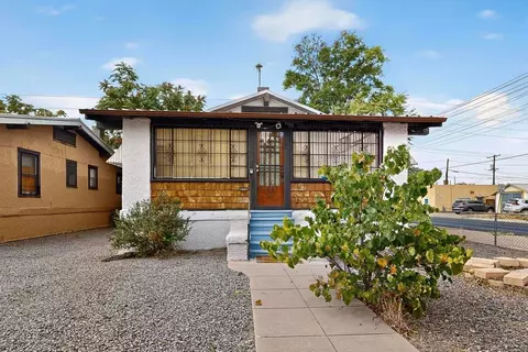 720 Coal Ave SW, Albuquerque, NM 87102