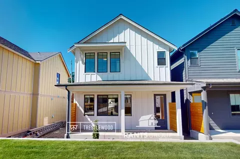 113 Veranda Ln SE, Olympia, WA 98513