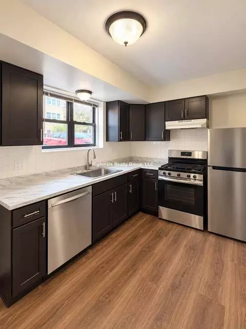 9016 Lamon Ave #WG, Skokie, IL 60077